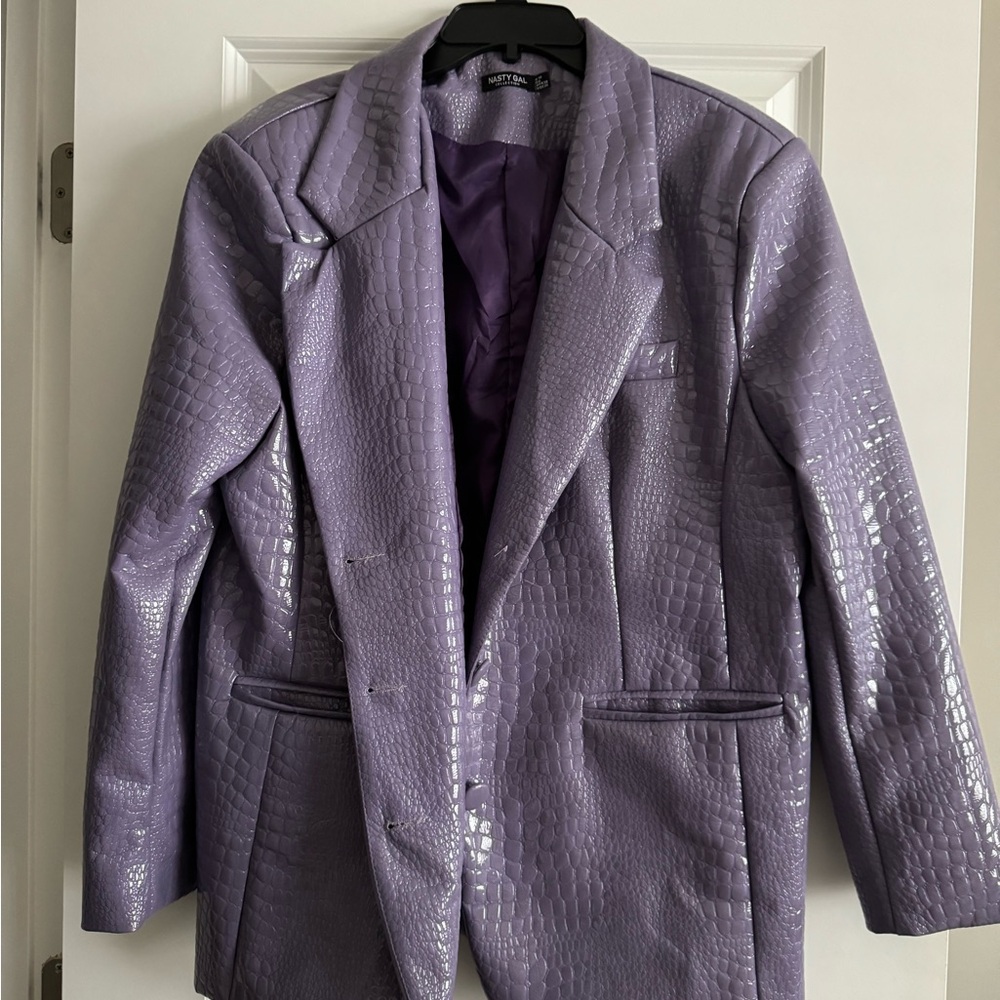 Nasty Gal Collection Lilac Faux Leather Croc Embossed Oversized Blazer - Picture 5 of 8